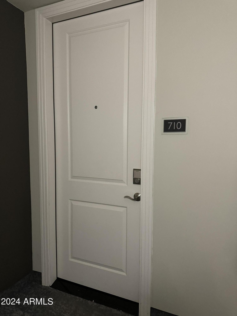 1 E Lexington Avenue - Photo 9