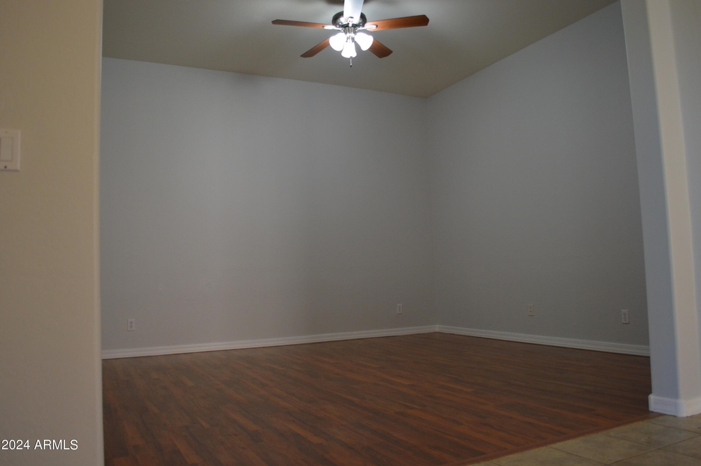 4132 E Carriage Court - Photo 3