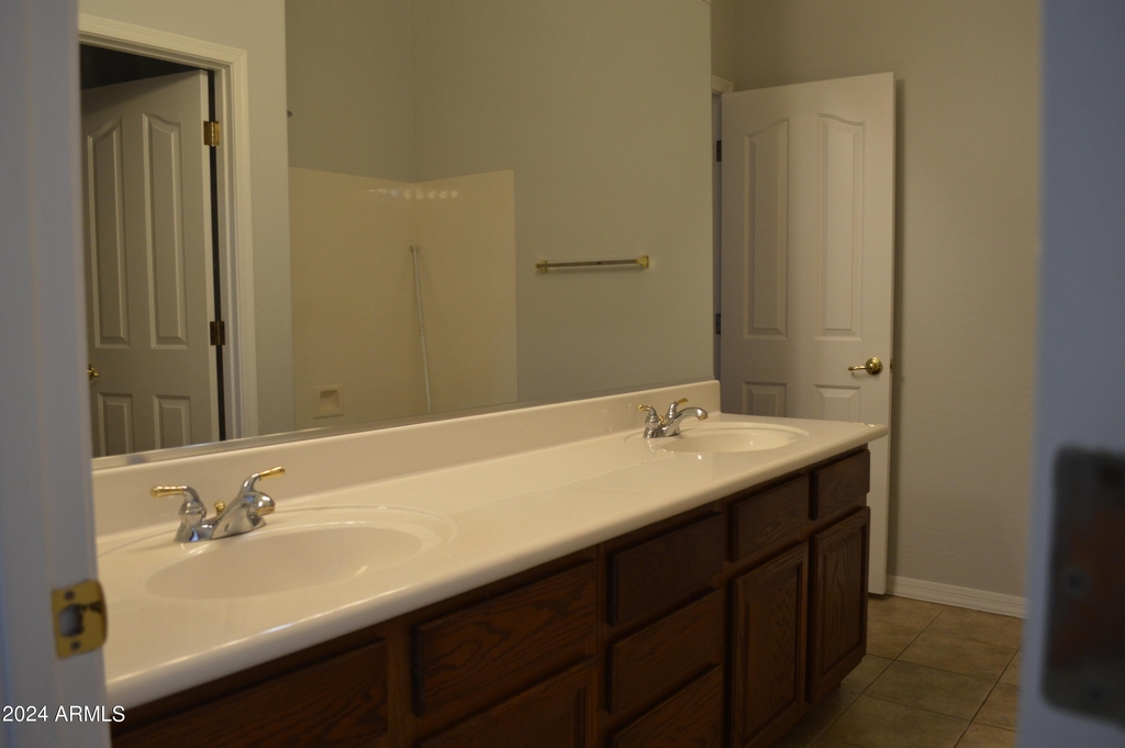 4132 E Carriage Court - Photo 13