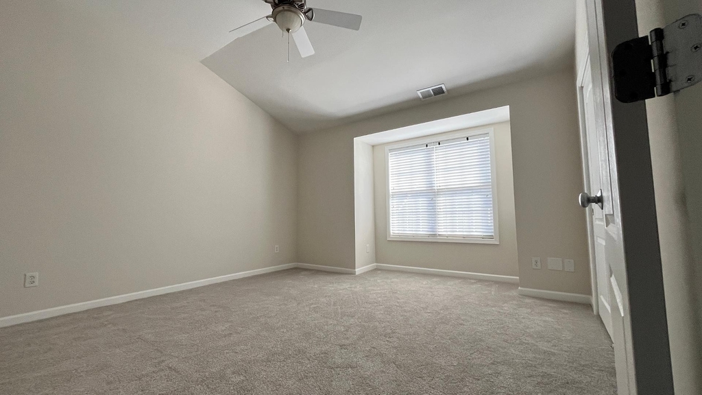 13122 Ashford Park Drive - Photo 20