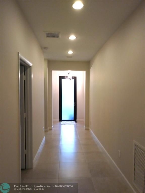 901 Sw 87th Ter - Photo 5