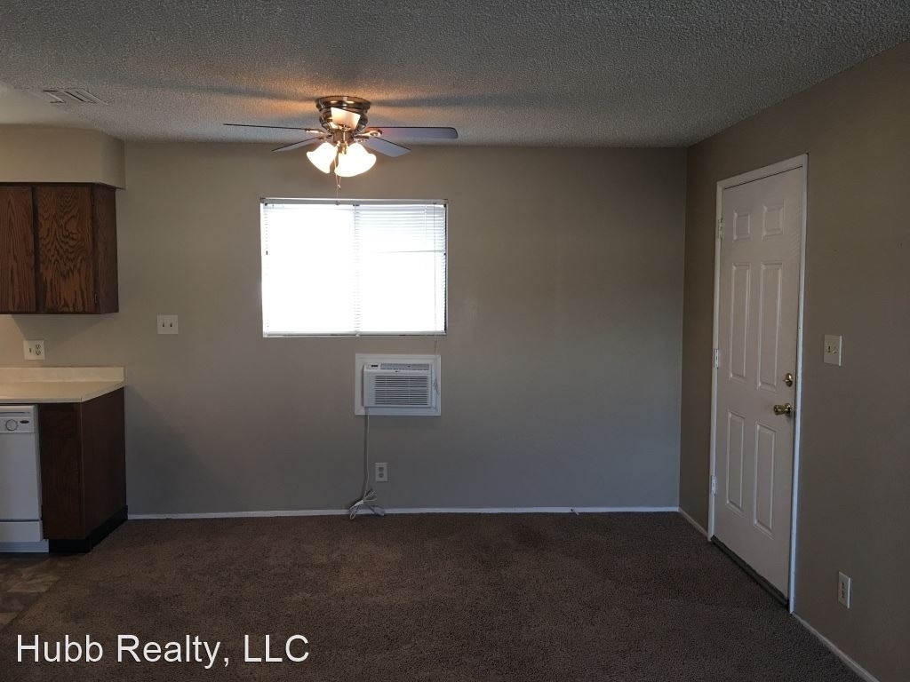 530 Colorado River Blvd - Photo 1