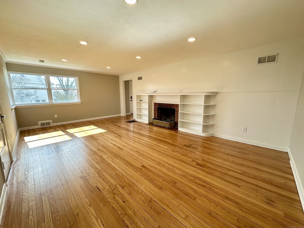 210 Highland Avenue - Photo 10