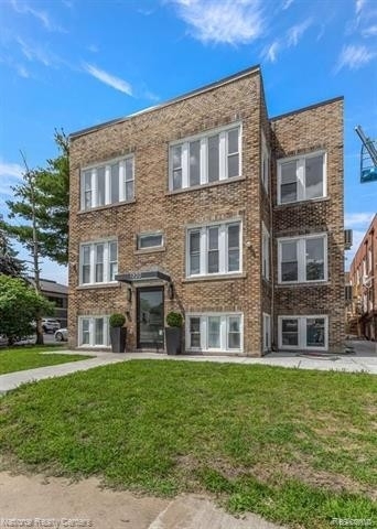 1312 Porter Street - Photo 0