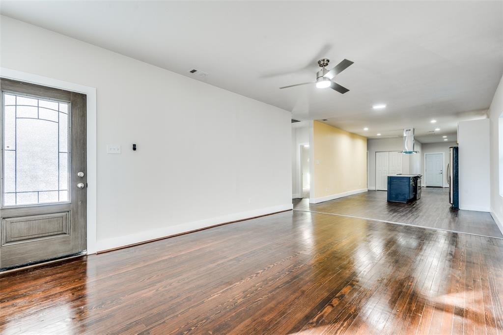 407 S Oak Cliff Boulevard - Photo 4