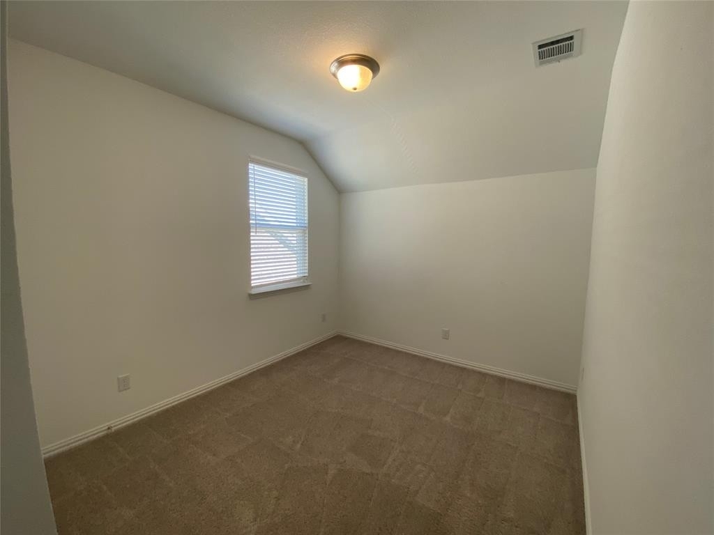 6209 Queens Path - Photo 20