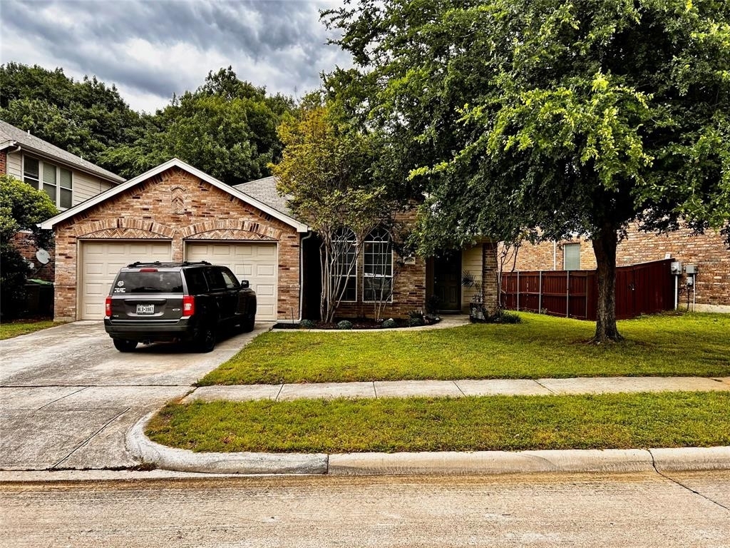 1128 Golden Eagle Court - Photo 0