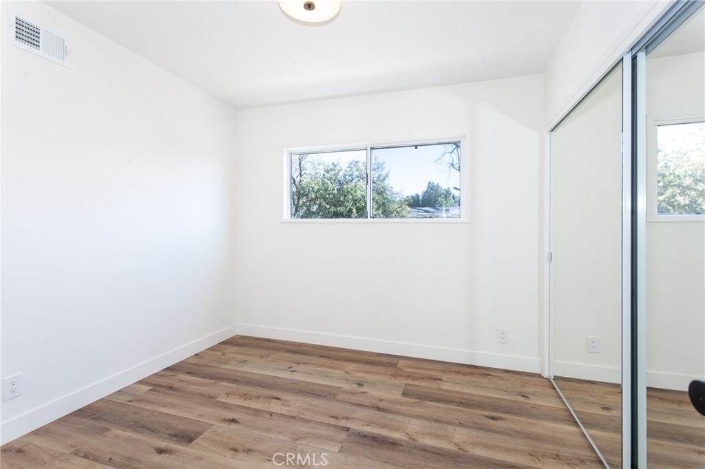 18536 Cantara Street - Photo 15