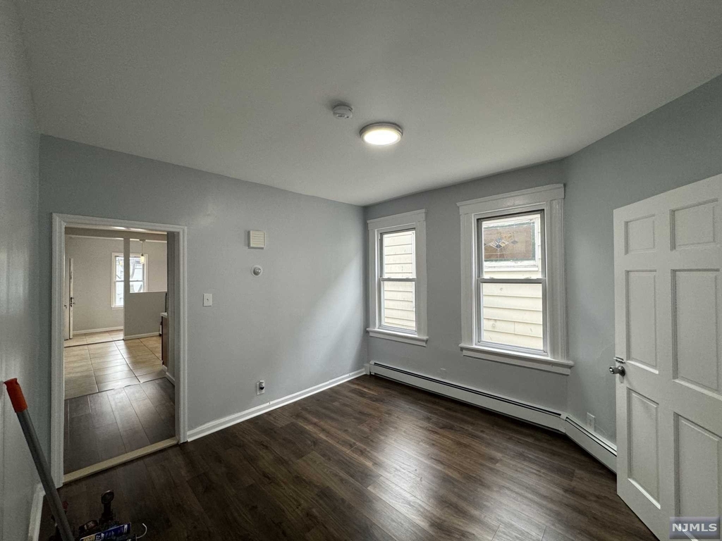 1017 Anna Street - Photo 10