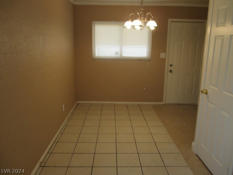 1128 Greenway Drive - Photo 3