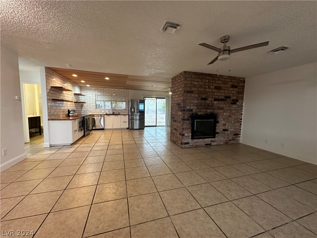 1709 Shadow Mountain Place - Photo 4