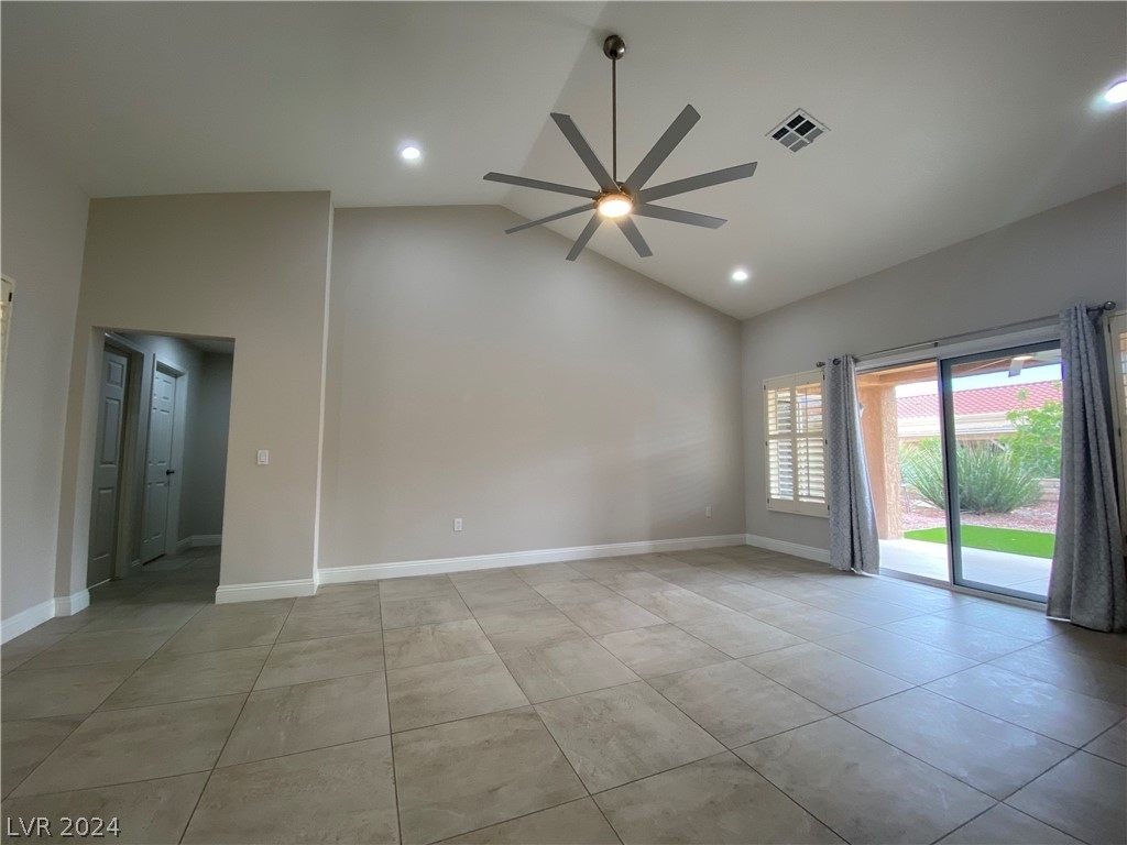 9045 Villa Ridge Drive - Photo 4