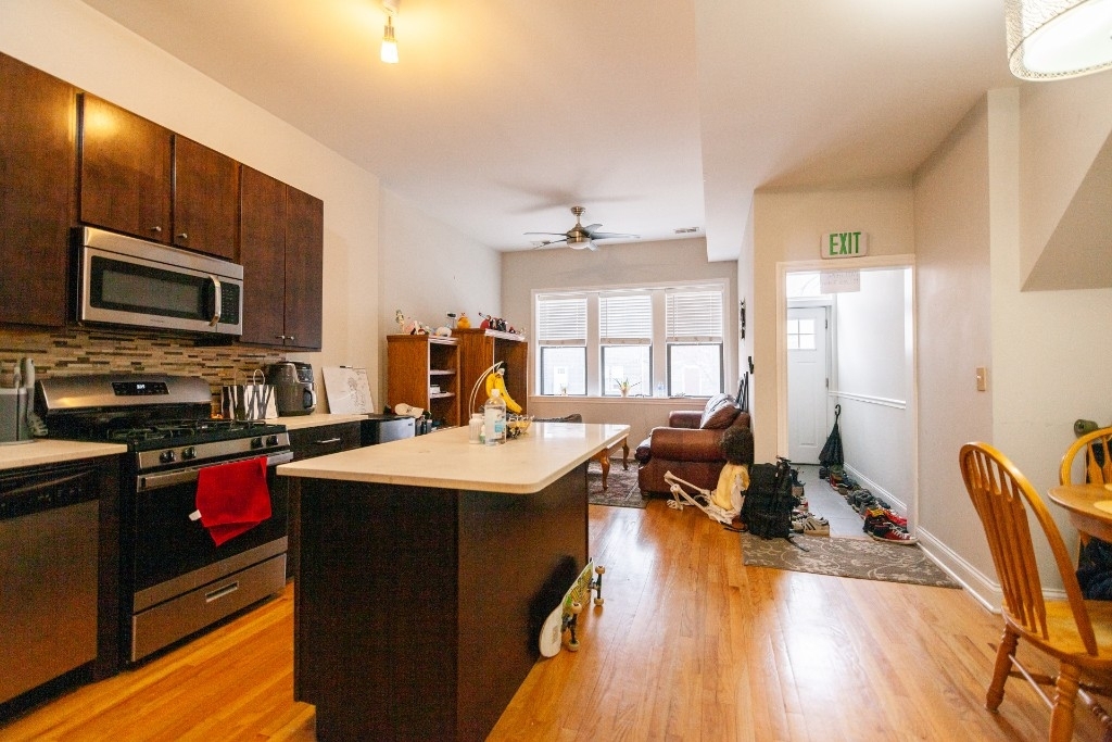 2110 W 18th Pl - Photo 2