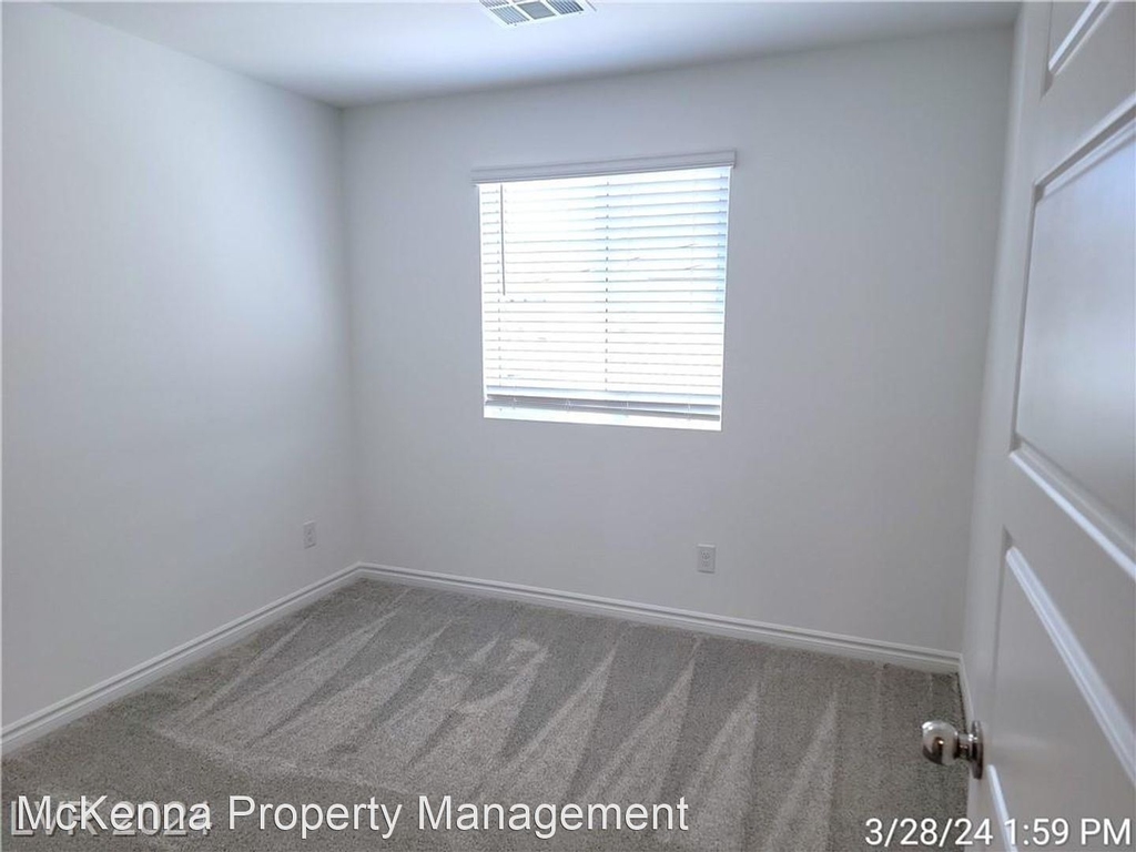6242 Foxes Dale St - Photo 16