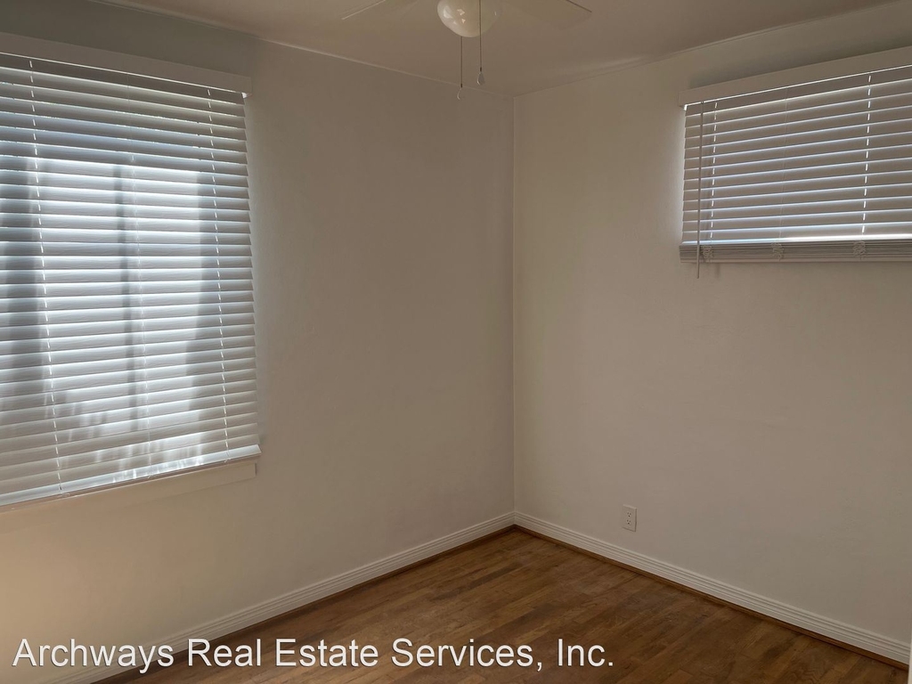 6640 W 86th Place - Photo 3