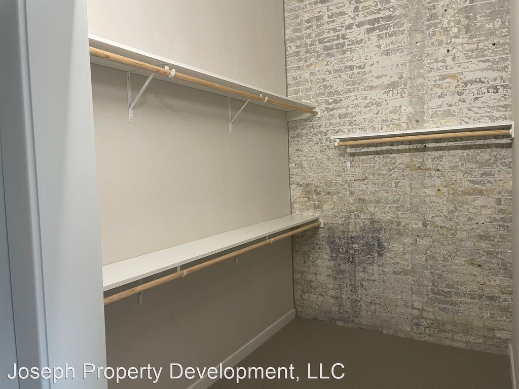 135 W. Seeboth St. - Photo 14