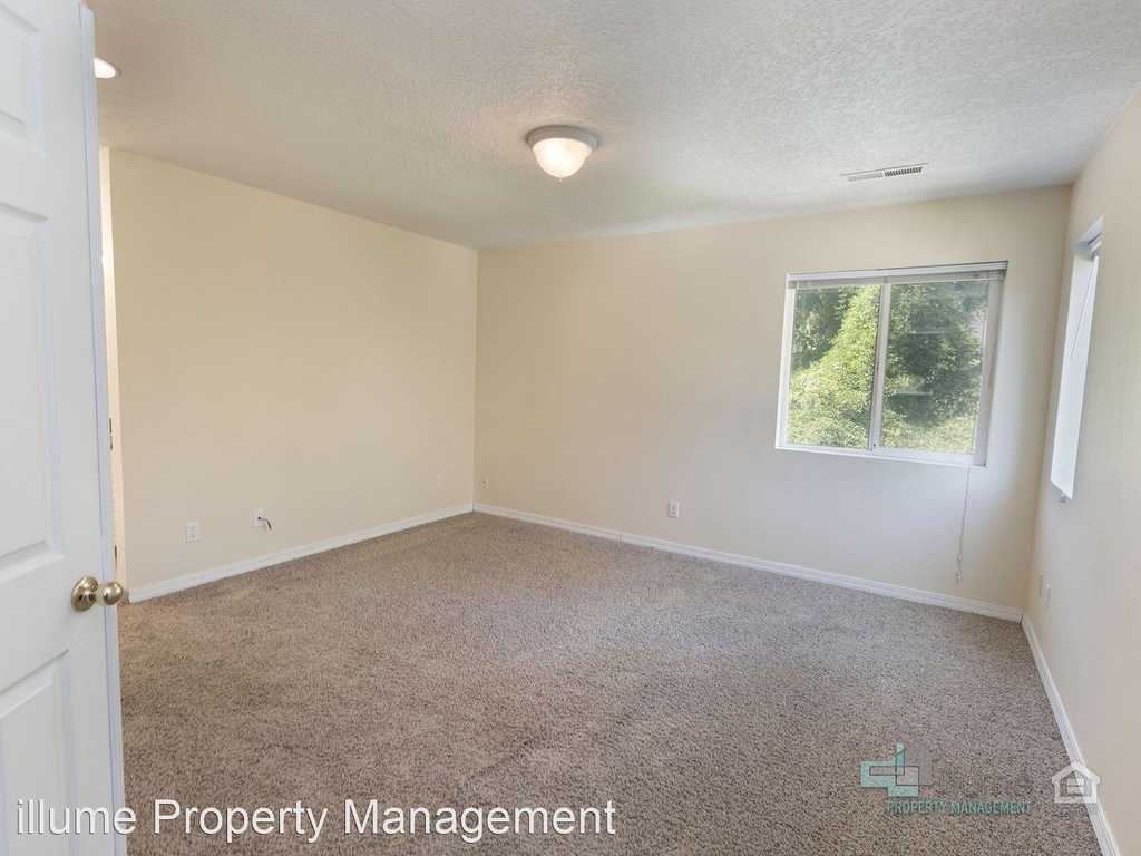 20630 Willamette Dr. - Photo 16