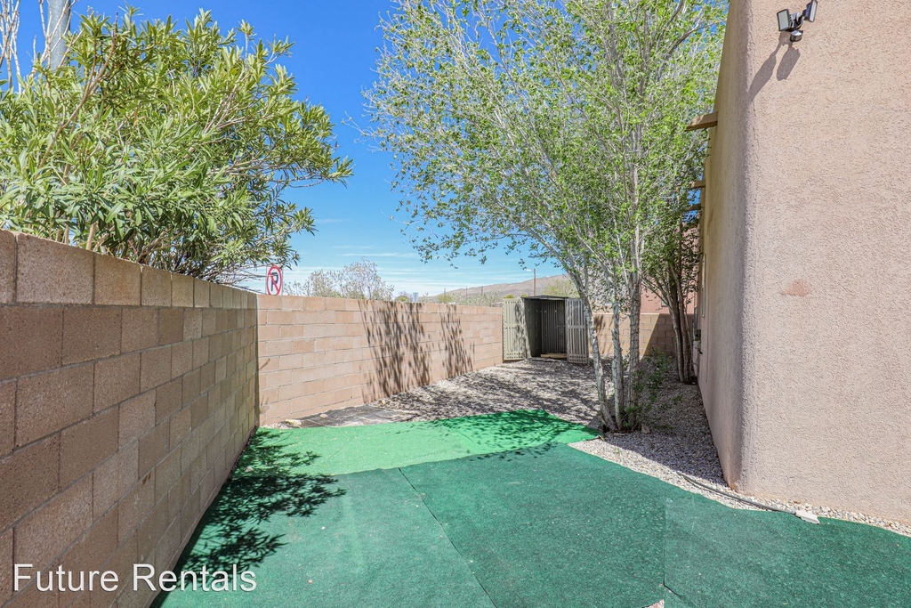 2507 Las Alturas Ct - Photo 4