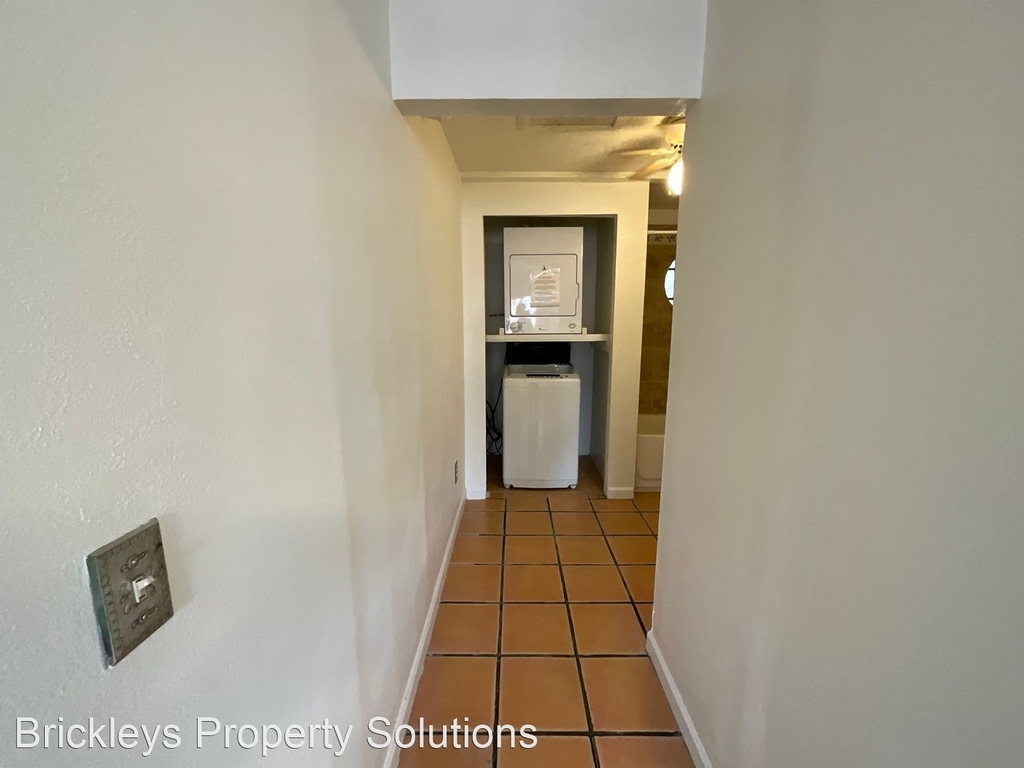 706 15th St Nw - Photo 8