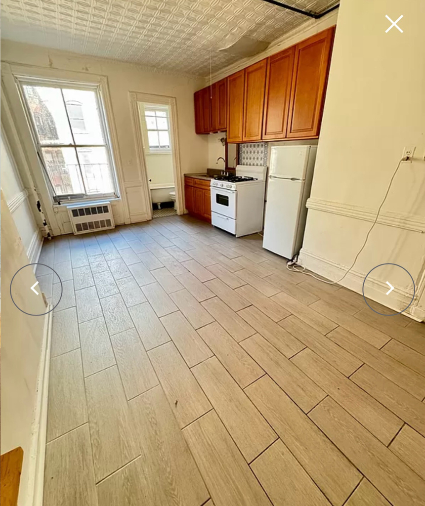 323 East 89th Street - Photo 3