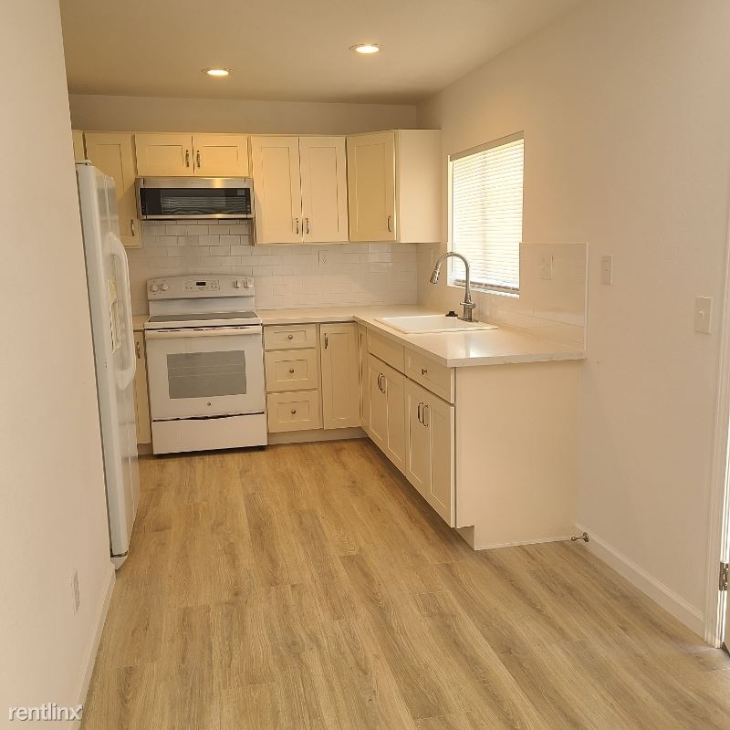 213 Mehani Cir - Photo 2