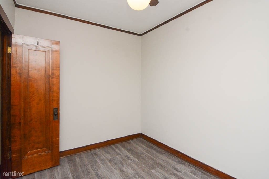 3615 N. Paulina, Unit B-6 - Photo 16