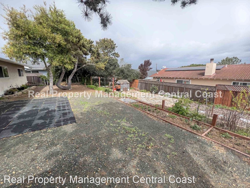 724 Manzanita Drive - Photo 20