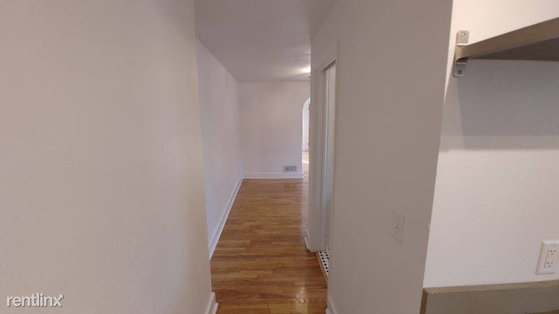 3320 Schauer Ave 2 - Photo 3