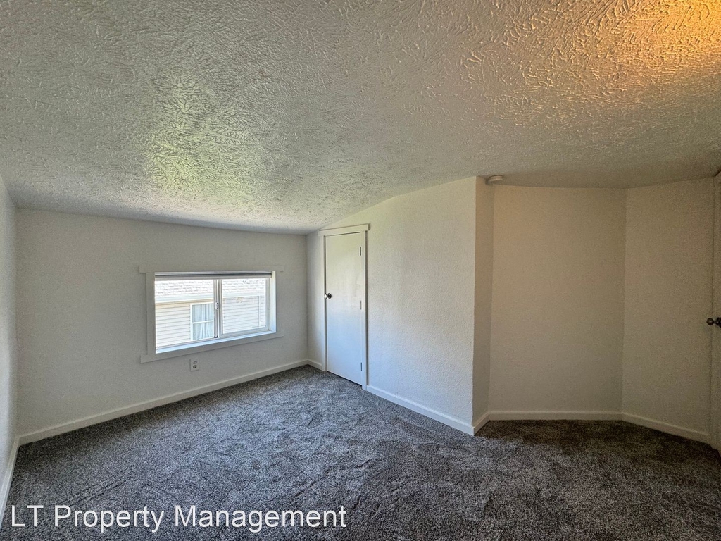 1332 East 29th Avenue - Photo 18