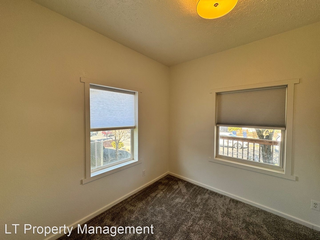 1332 East 29th Avenue - Photo 15