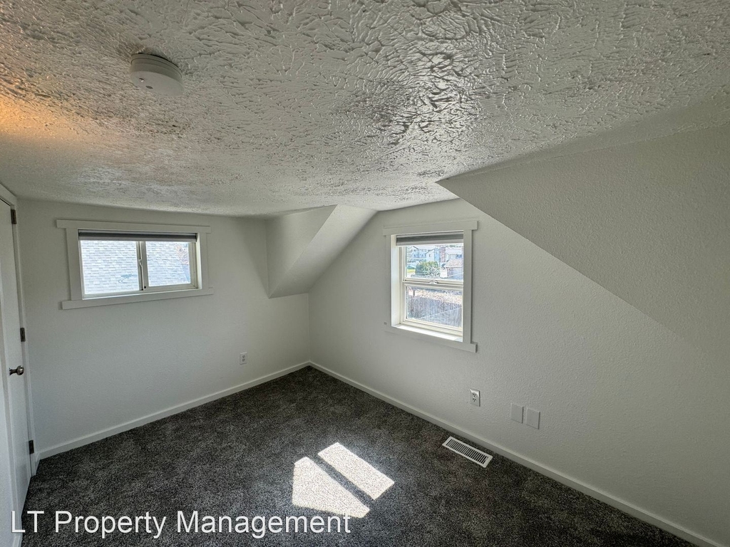 1332 East 29th Avenue - Photo 25