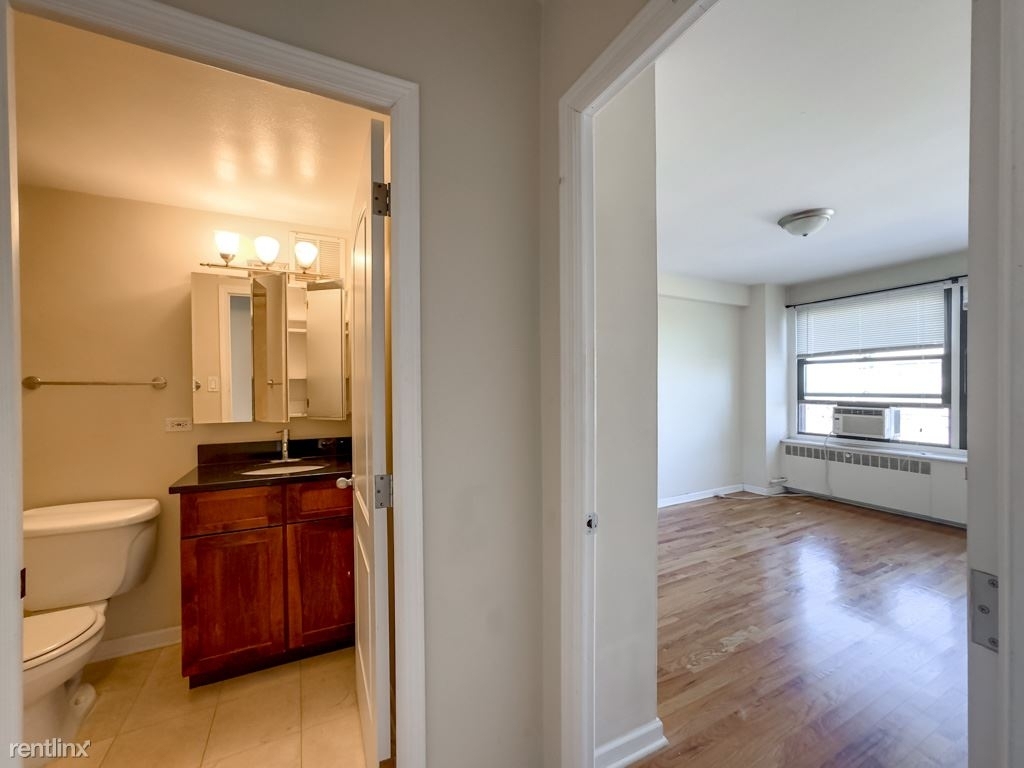 4180 N. Marine Drive, Unit A0111 - Photo 19