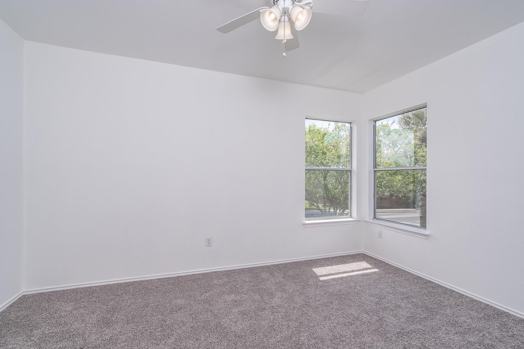 1305 Water Spaniel Way - Photo 21