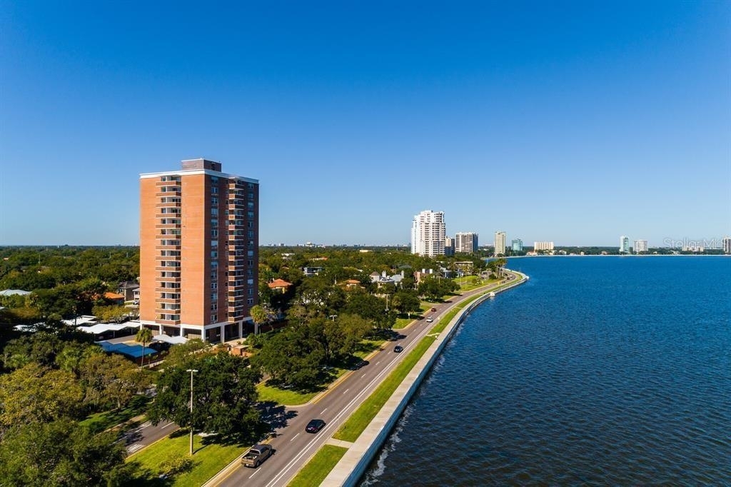 4015 Bayshore Boulevard - Photo 1