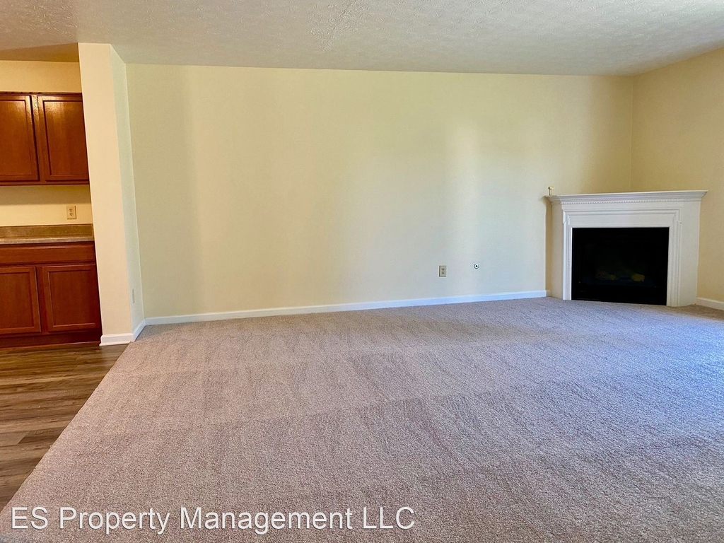 2132 Rossington Lane - Photo 48