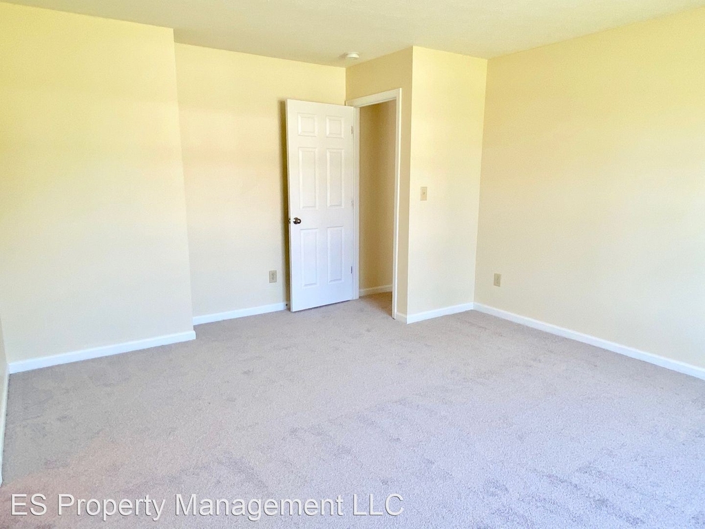 2132 Rossington Lane - Photo 40