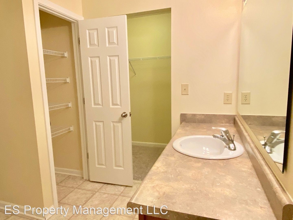 2132 Rossington Lane - Photo 44