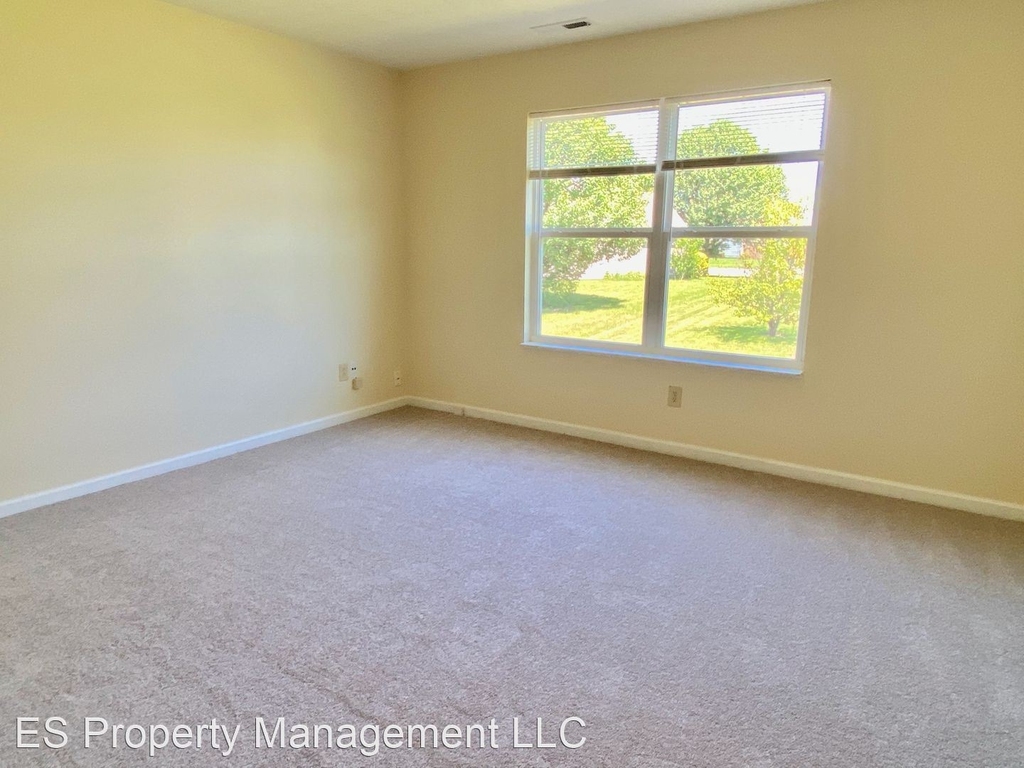 2132 Rossington Lane - Photo 39