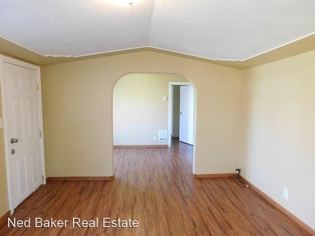 4080 Durbin Ave Se - Photo 2