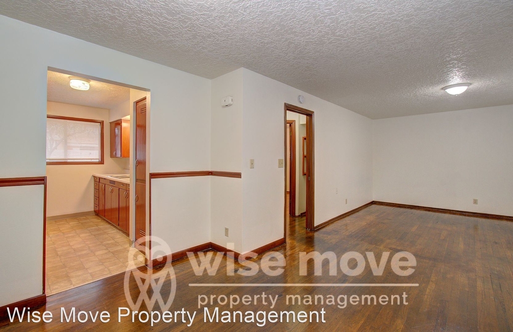 2605 E Mill Plain Blvd - Photo 4