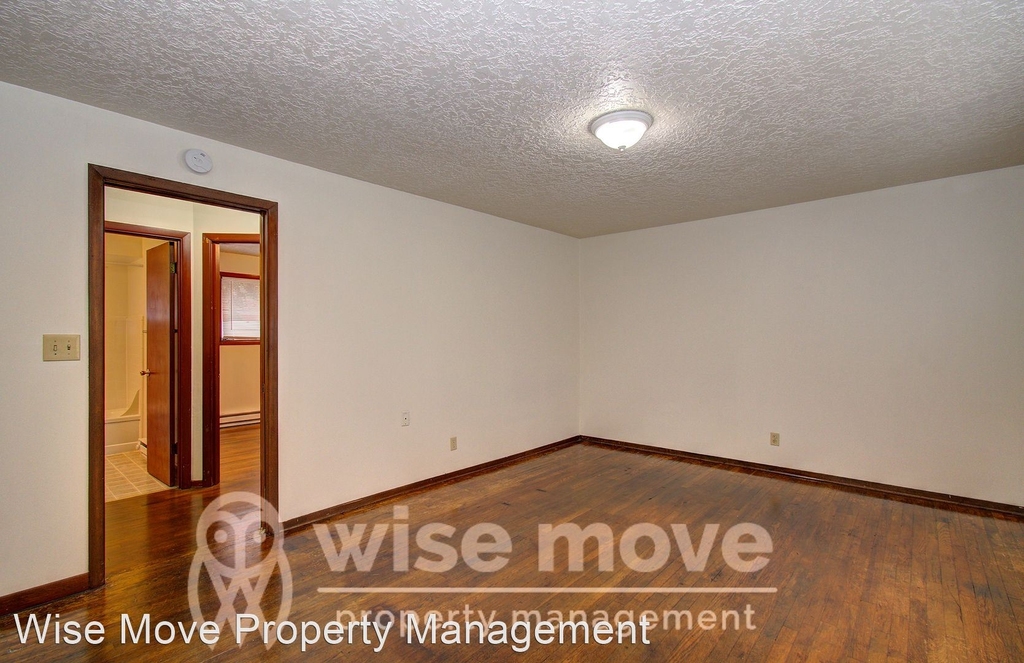 2605 E Mill Plain Blvd - Photo 5