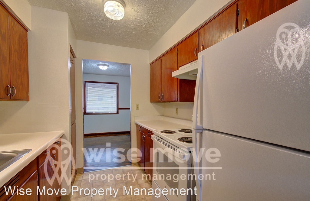 2605 E Mill Plain Blvd - Photo 8