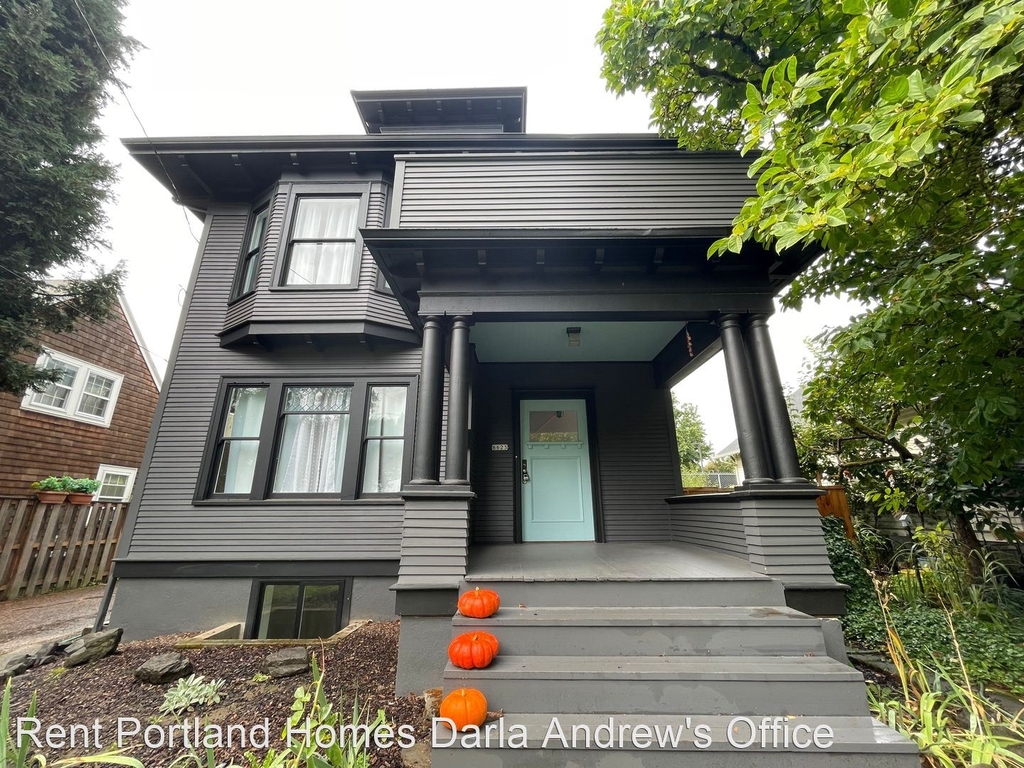 6623 Se 17th Ave - Photo 0