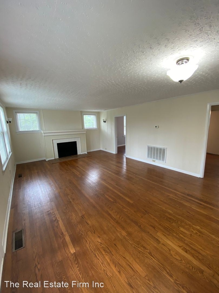 4010 W Martin Mill Pike - Photo 2