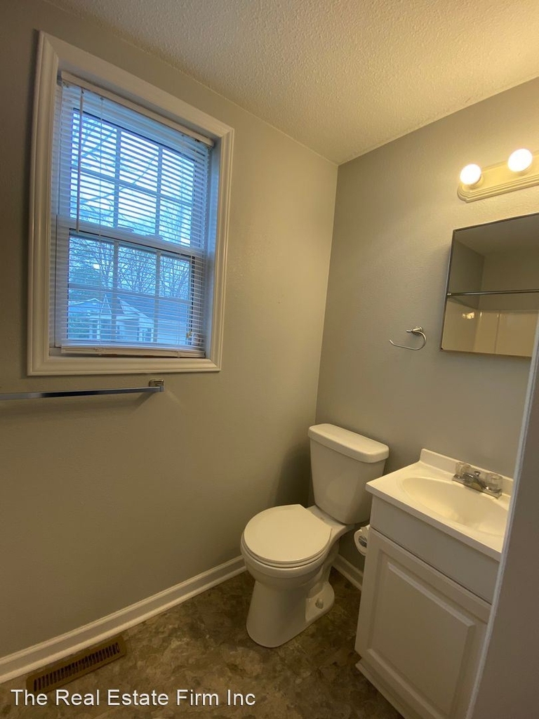 4010 W Martin Mill Pike - Photo 8