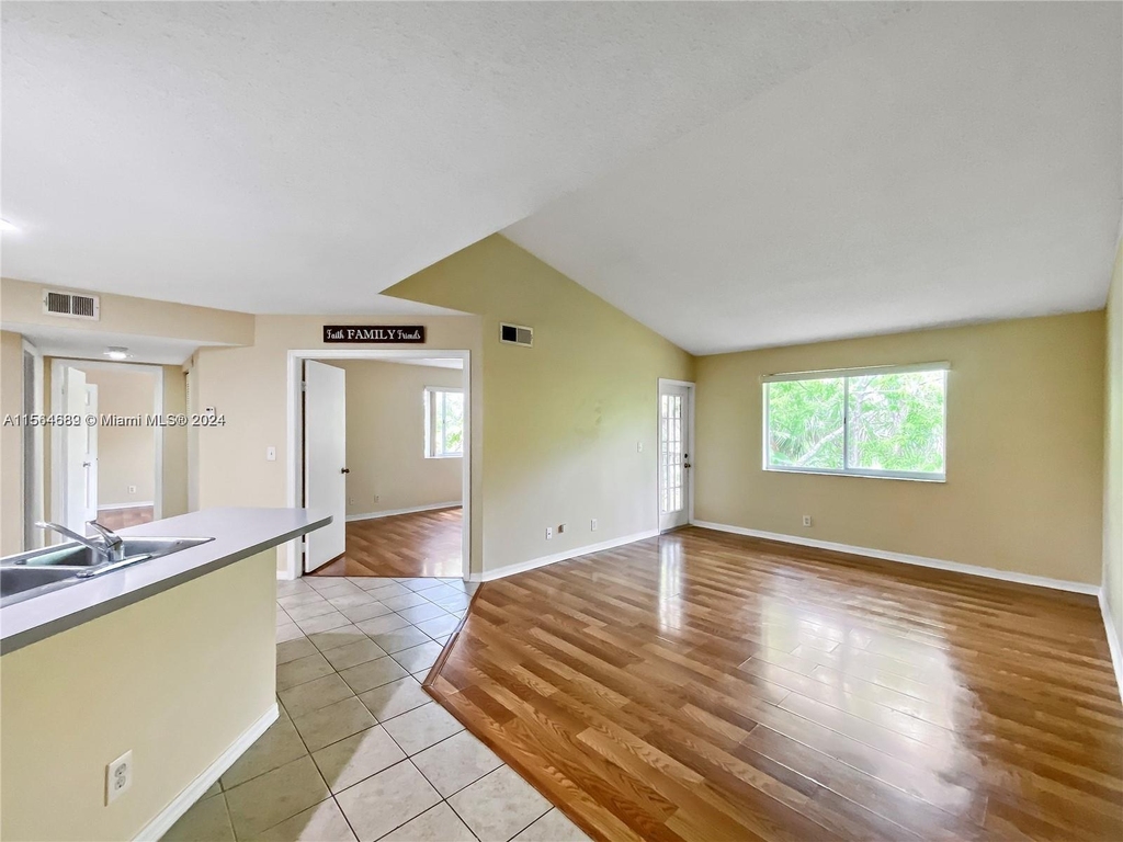 4035 W Mcnab Rd - Photo 0