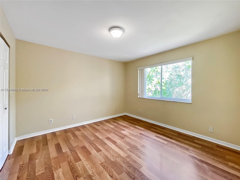 4035 W Mcnab Rd - Photo 11