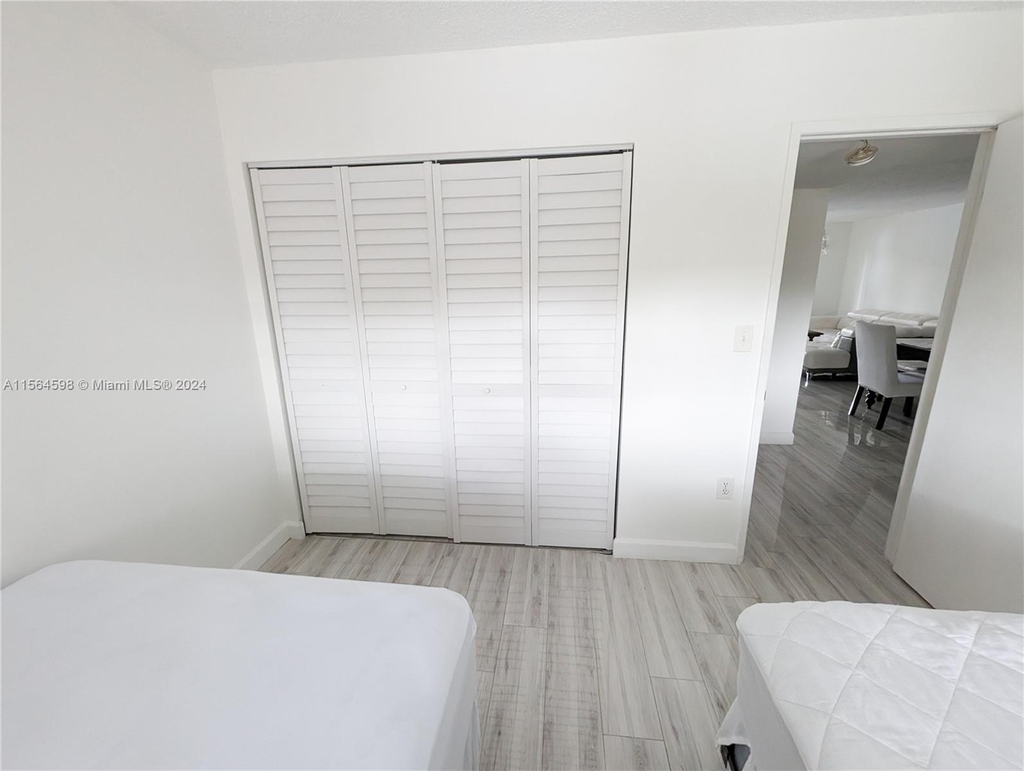 9991 Nob Hill Ct - Photo 12