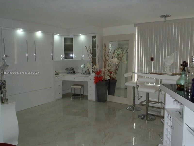 2899 Collins Ave - Photo 9