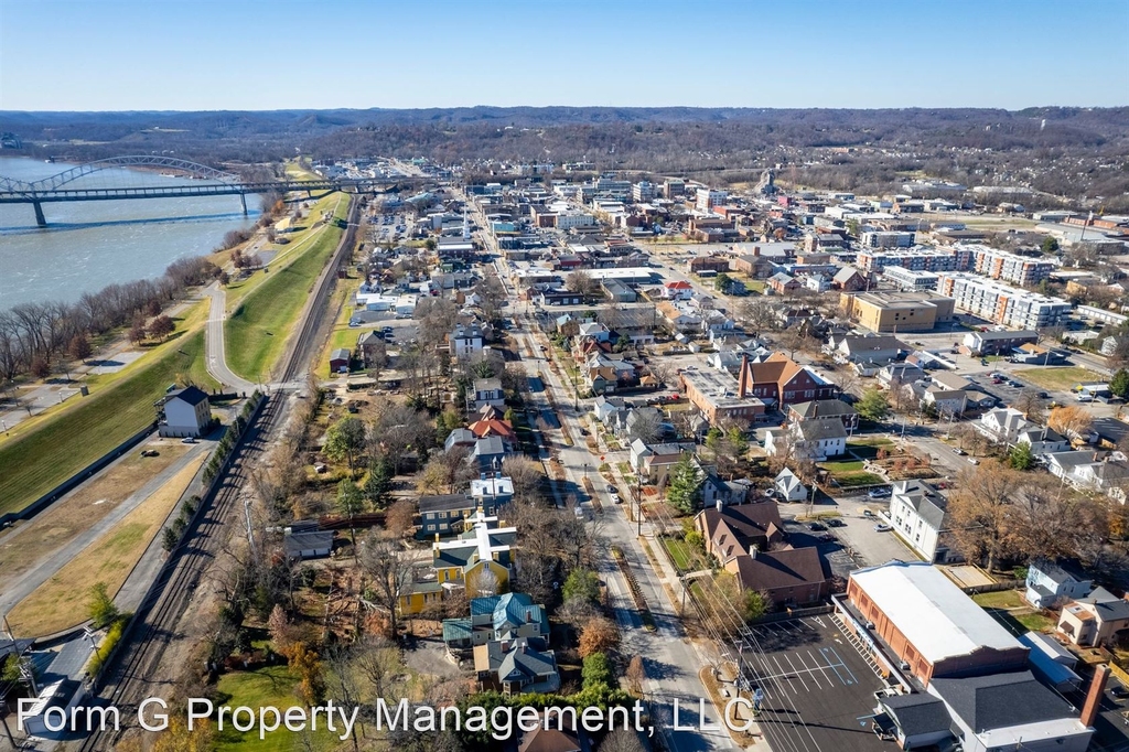 807 E. Main Street - Photo 55